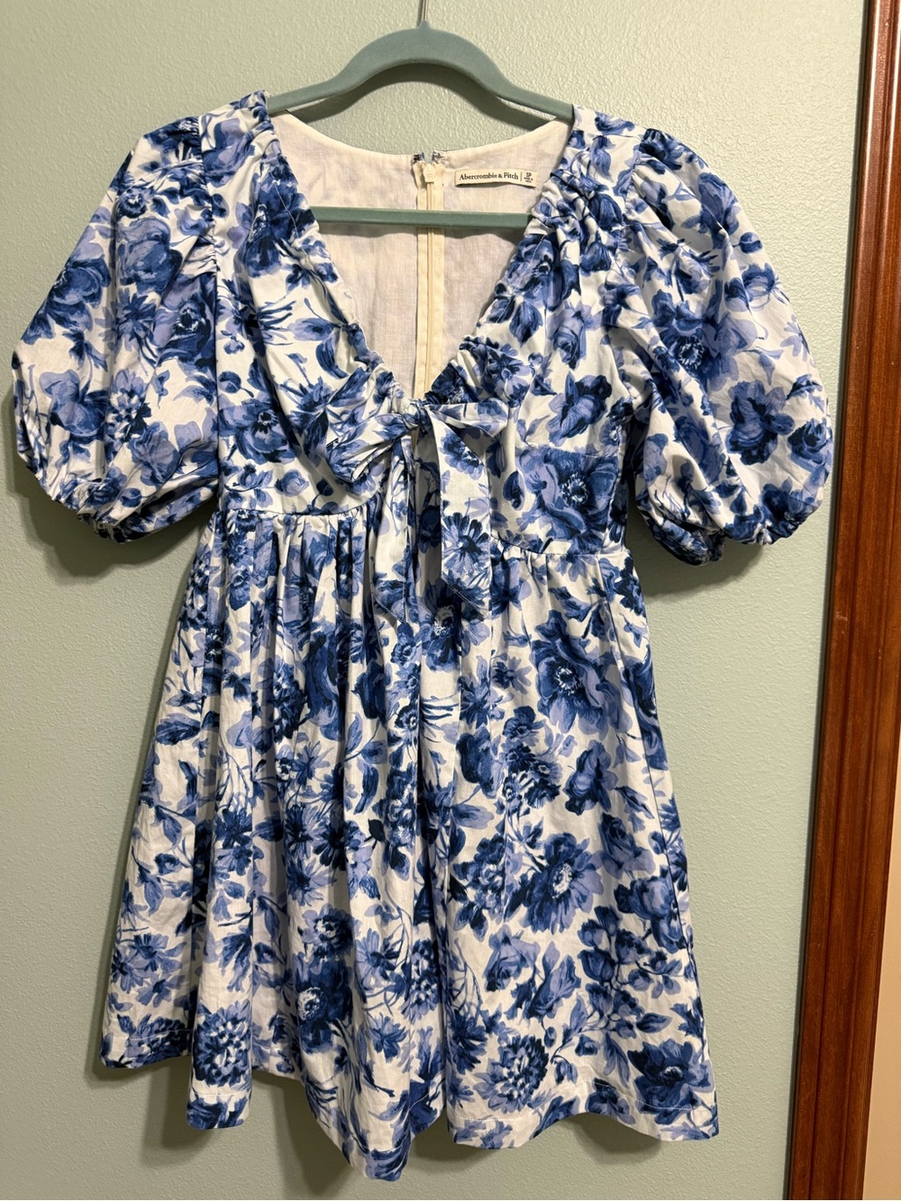 Abercrombie & Fitch Blue Floral Tie-Front Puff Sleeve Mini Dress